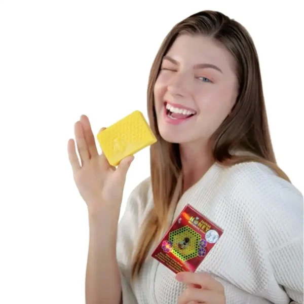 Zafran-Honey-Whitening-Soap-–-100gm.webp Zafran Honey Whitening Soap – 100gm - Image 1